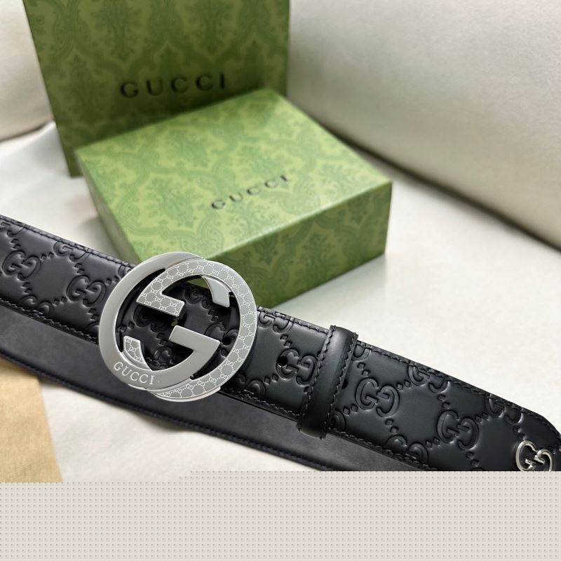 G*u*i belts